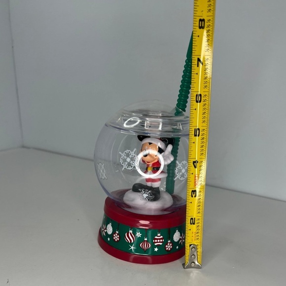 Disney Annual Possholder Mickey Mouse Christmas Snow-Globe Sipper Cup - Picture 9 of 9